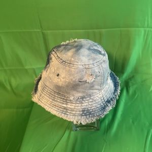 Out THa mud bucket hat